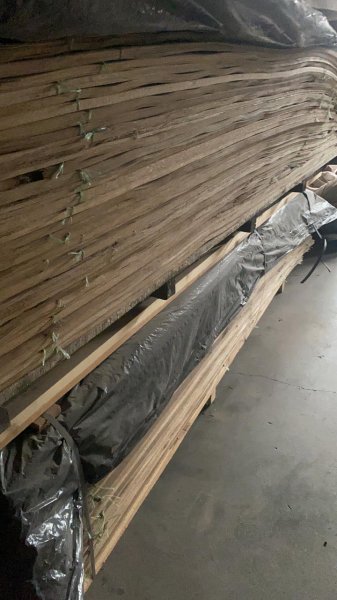 Строганный шпон от производителя из дуба, бука, ясеня, клена, акации,