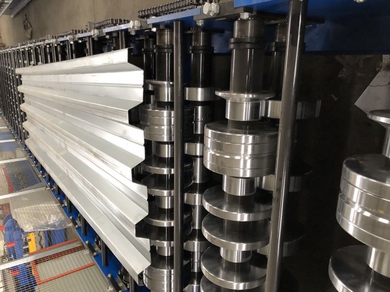 Оборудование для производства профнастила Н60 из Китая