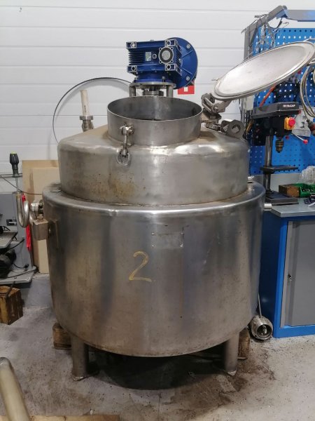 Б/У Нержавеющий пищевой котел 600л.